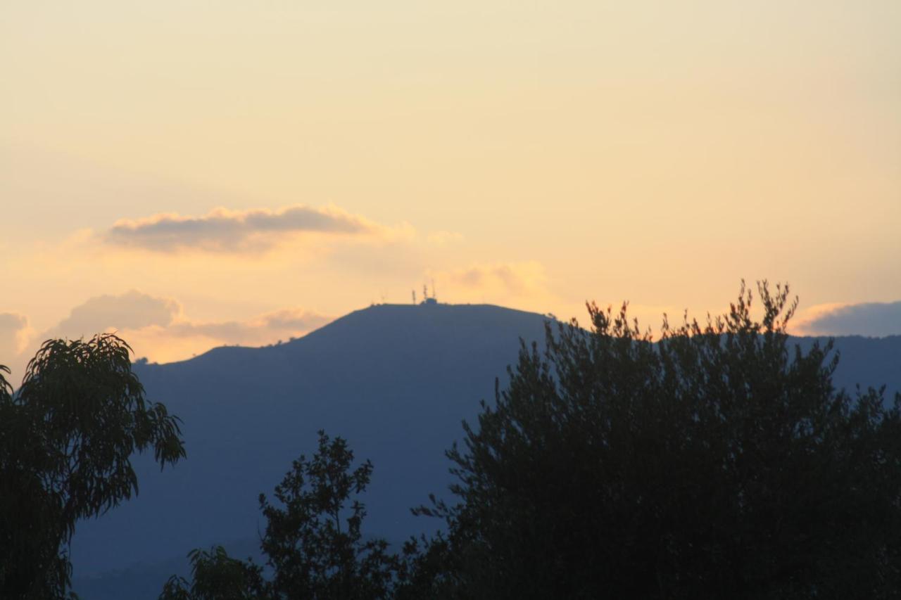 La Quercia Agriturismo Imperia Bagian luar foto